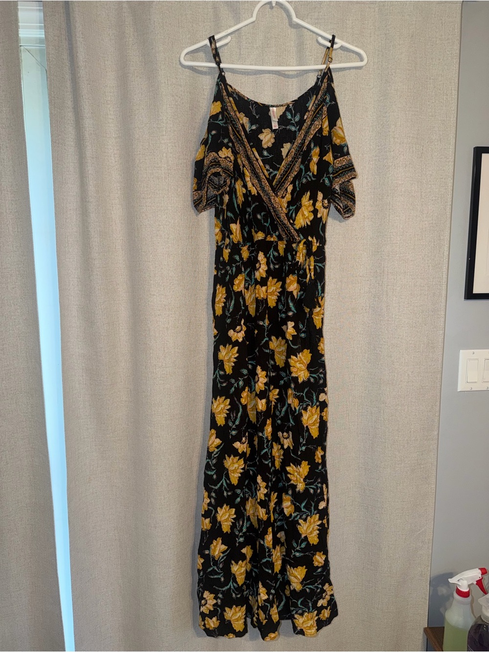 Black & Mustard Floral Cold-Shoulder Maxi Dress